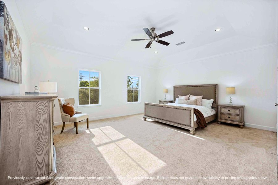 It’s giving retreat energy. With oversized windows and plenty of room for your Peloton or reading chair, this suite was made for unwinding. It’s giving retreat energy. With oversized windows and plenty of room for your Peloton or reading chair, this suite was made for unwinding.