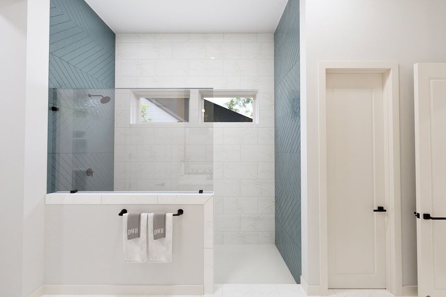 The Remi - Optional Super Shower