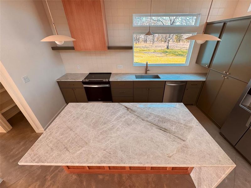 Image 28 of a home in .