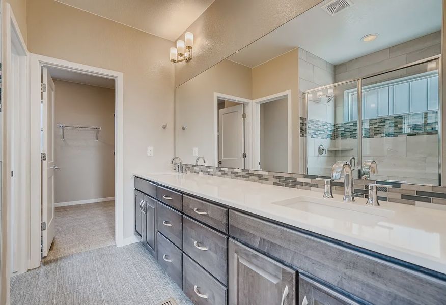 Master Bath - 12 of 19