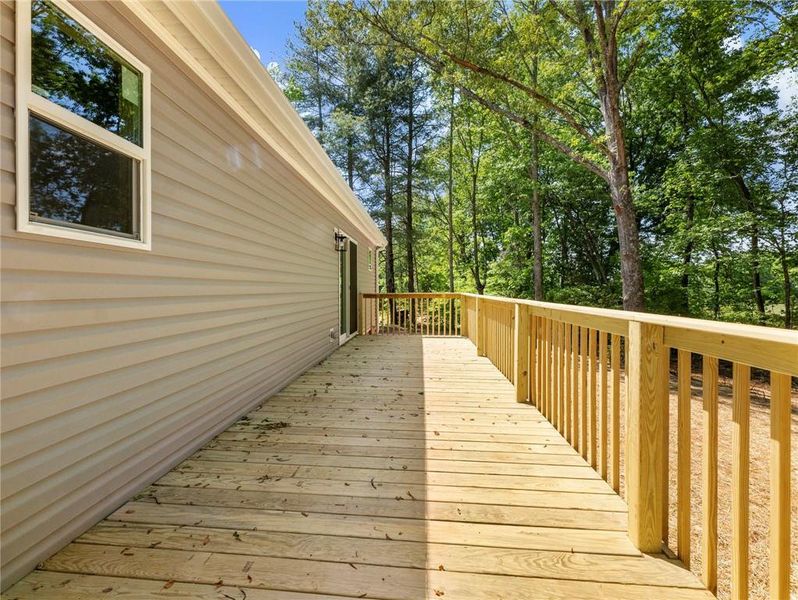 Exterior details and patio area of a home in , Gainesville (Image 22).