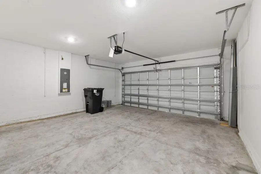 Spacious, unfurnished interior of a new home in Firethorn, Parrish (Image 27).