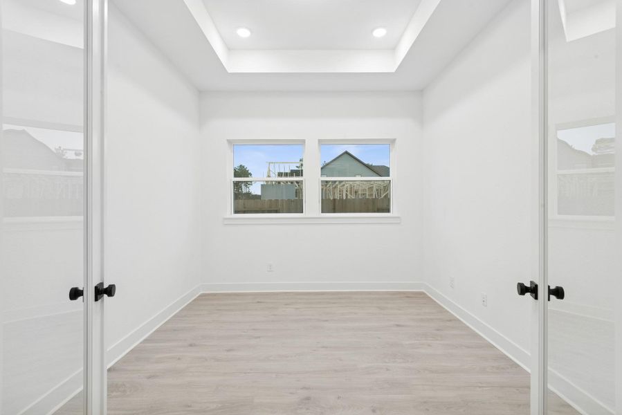 Spacious, unfurnished interior of a new home in ARTAVIA 50' Homesites, Conroe (Image 16).