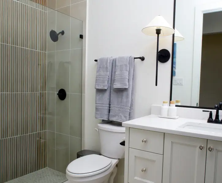 Representative furnished interior of a home built from the RoundRock - SH 6236 by Shaddock Homes in The Homestead - 72', Rockwall (Image 29).