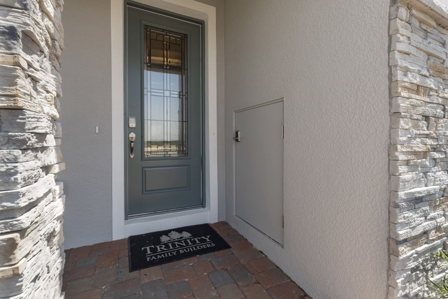 22 - Lopez_Package_Closet1_trinity lakes