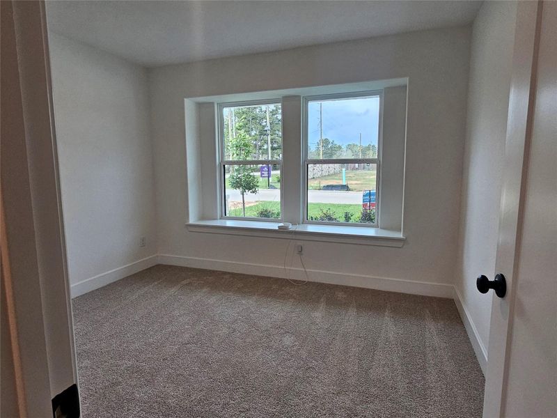 Spacious, unfurnished interior of a new home in , Conroe (Image 8).