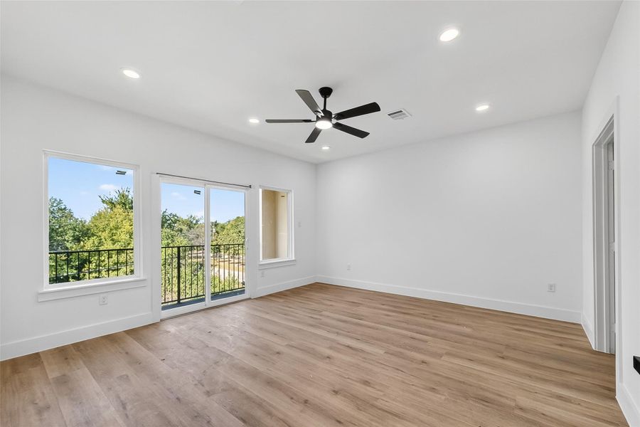 Spacious, unfurnished interior of a new home in , Houston (Image 33). Spacious, unfurnished interior of a new home in , Houston (Image 33).
