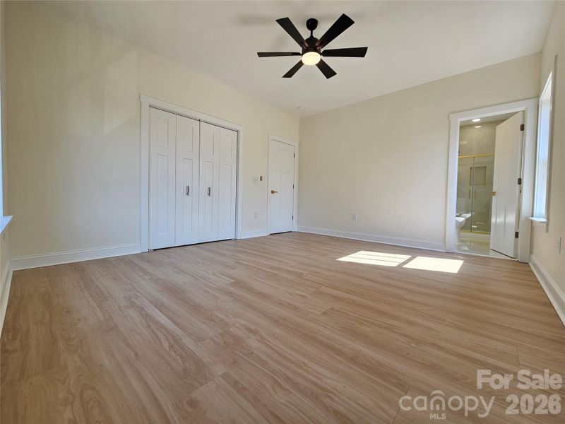 Spacious, unfurnished interior of a new home in , Statesville (Image 36). Spacious, unfurnished interior of a new home in , Statesville (Image 36).