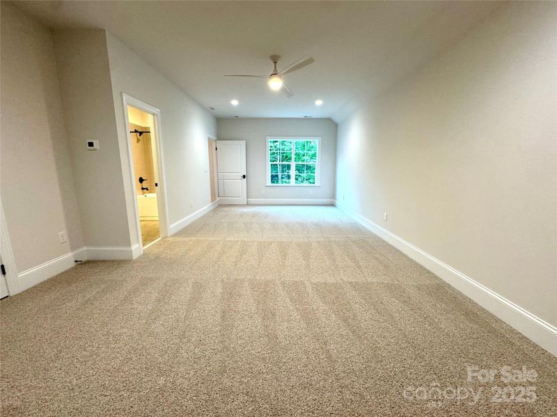 Spacious, unfurnished interior of a new home in Irish Creek, Landis (Image 15).