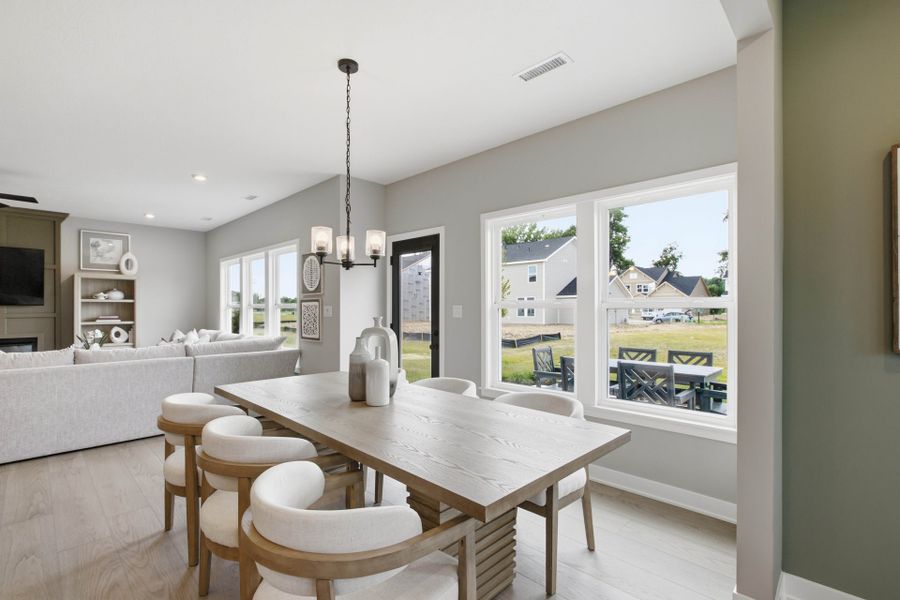 Representative furnished interior of a home built from the Jensen by Fischer Homes in Twin Lakes, Hoschton (Image 15).