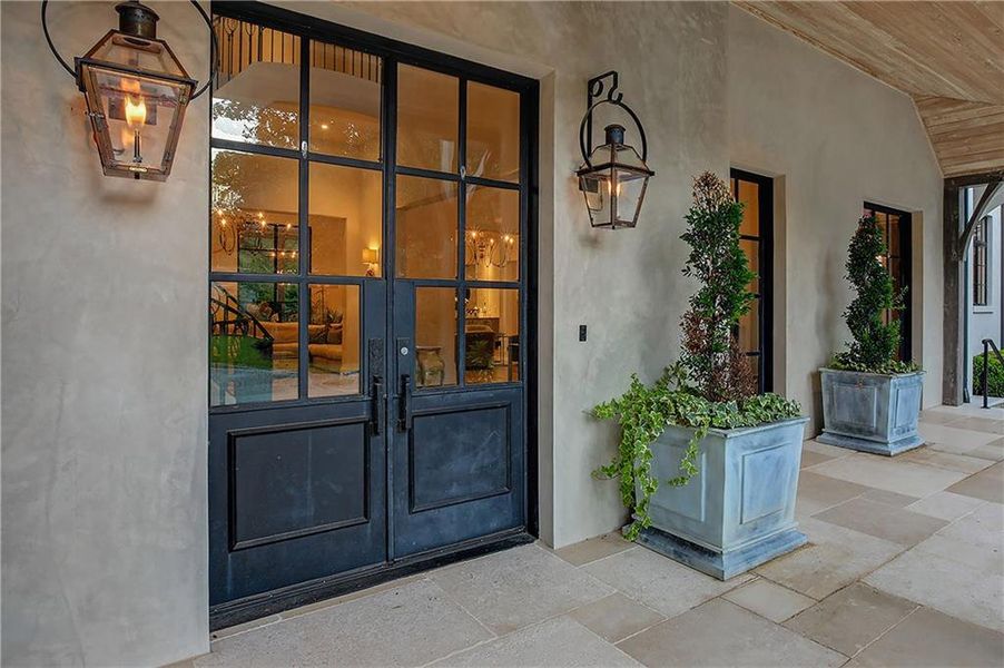 Exterior details and patio area of a home in , Johns Creek (Image 4).