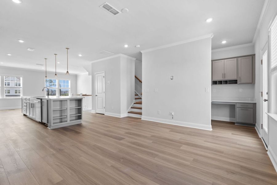 Spacious, unfurnished interior of a new home in Lakeside Townes at Riverlights, Wilmington (Image 12).
