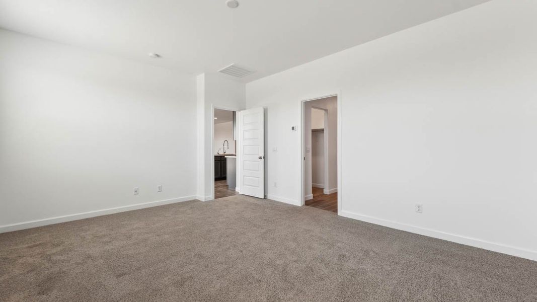 Spacious, unfurnished interior of a new home in Carlton Commons, Casa Grande (Image 16). Spacious, unfurnished interior of a new home in Carlton Commons, Casa Grande (Image 16).