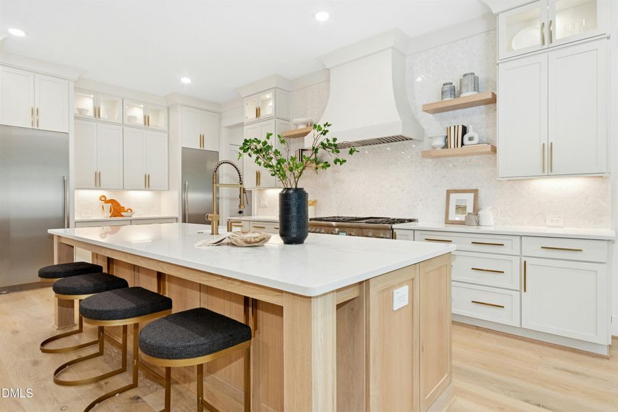 019-487784-IMG_8414 019-487784-IMG_8414