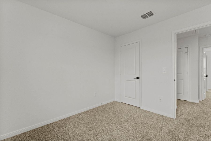 Spacious, unfurnished interior of a new home in Avery Centre, Round Rock (Image 28). Spacious, unfurnished interior of a new home in Avery Centre, Round Rock (Image 28).