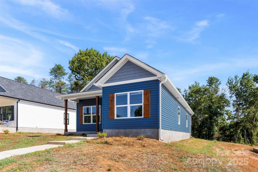 Front exterior of a new home in , Kings Mountain, NC, highlighting curb appeal (Image 1). Front exterior of a new home in , Kings Mountain, NC, highlighting curb appeal (Image 1).