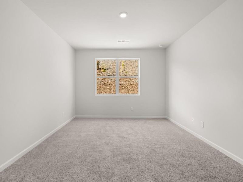 Spacious, unfurnished interior of a new home in Northwoods at Mirror Lake, Villa Rica (Image 18).