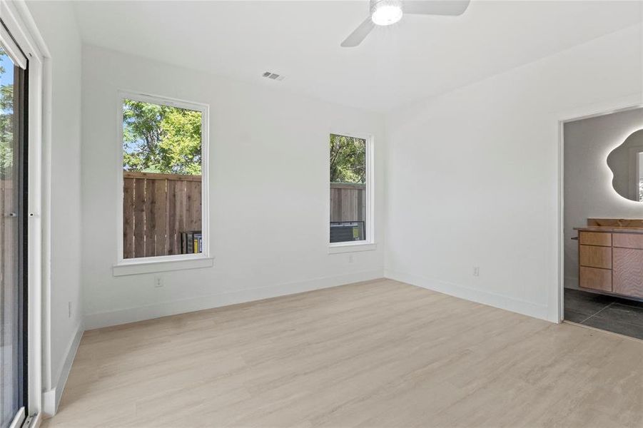 Spacious, unfurnished interior of a new home in , Dallas (Image 18). Spacious, unfurnished interior of a new home in , Dallas (Image 18).
