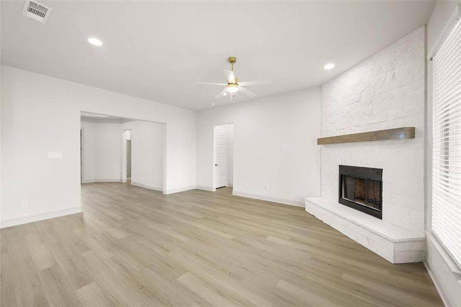 4809 Nomad- Living Room-2 4809 Nomad- Living Room-2