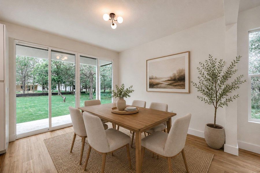 Virtually Staged Dining Area Virtually Staged Dining Area