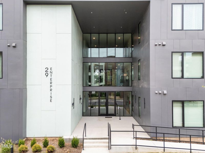 2-web-or-mls-DJI_20250805111640_0707_D