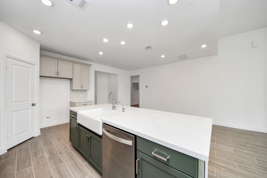 Furnished interior view inside a new home in Gatherings® at Chambers Creek: Duets Collection, Willis (Image 5). Furnished interior view inside a new home in Gatherings® at Chambers Creek: Duets Collection, Willis (Image 5).