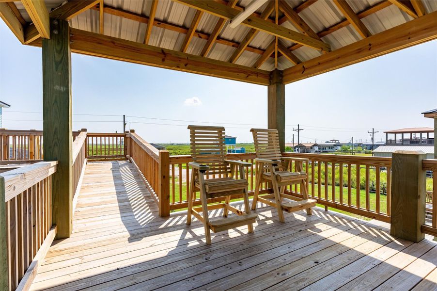 Exterior details and patio area of a home in , Bolivar (Image 19).