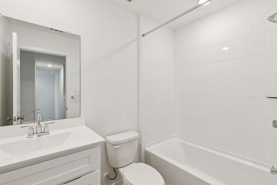 Furnished interior view inside a new home in Montgomery Bend, Montgomery (Image 9).