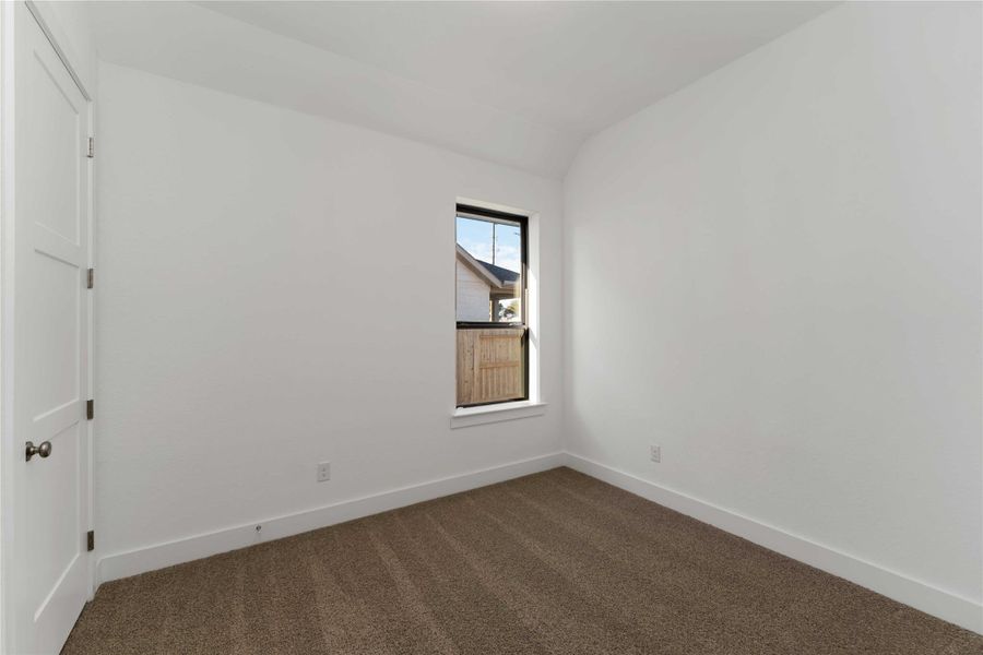 Spacious, unfurnished interior of a new home in Arabella on the Prairie, Richmond (Image 22).