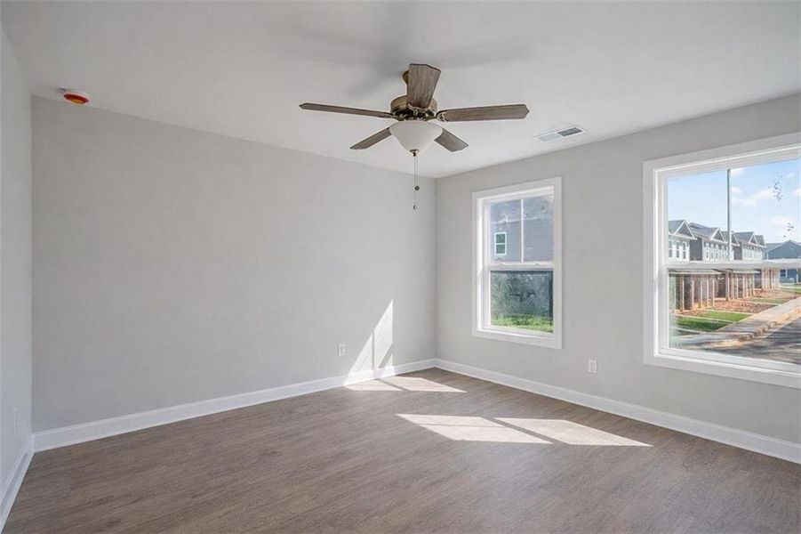 Spacious, unfurnished interior of a new home in , Fayetteville (Image 6).