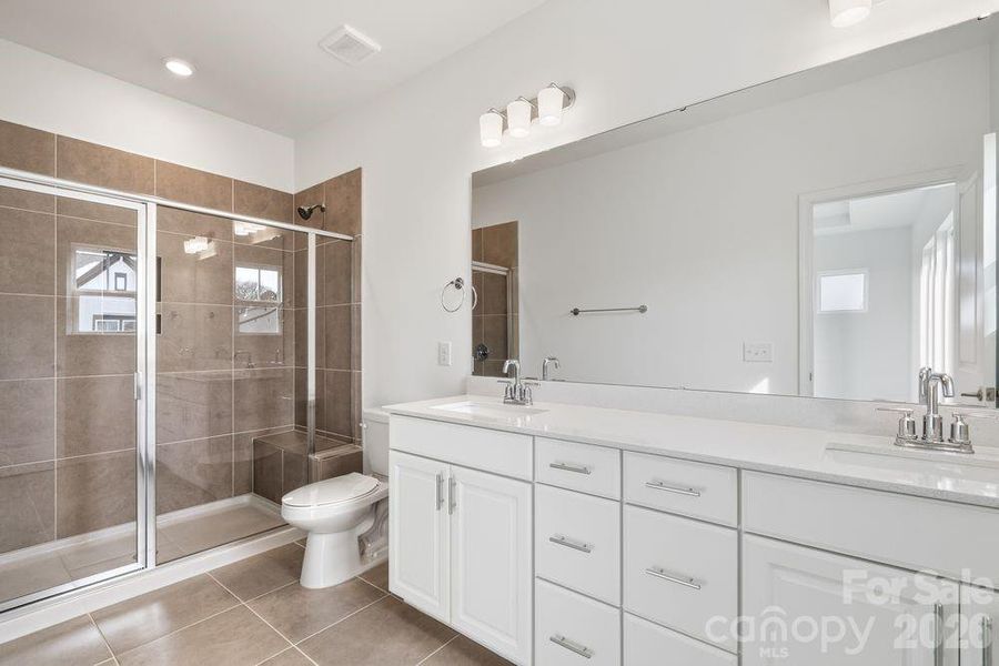 411 Silver Star Boulevard ~ Ready Now