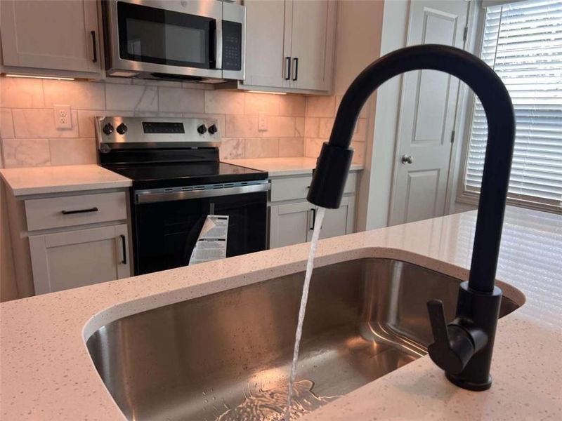 Furnished interior view inside a new home in Nickel Creek at Newnan Crossing, Newnan (Image 8).