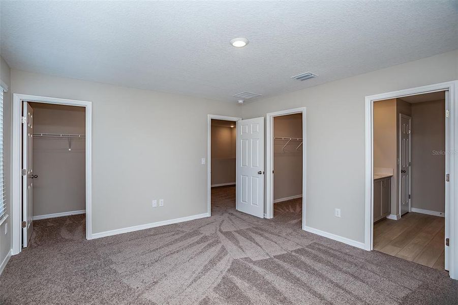 Spacious, unfurnished interior of a new home in Davis Landing, Wimauma (Image 16).