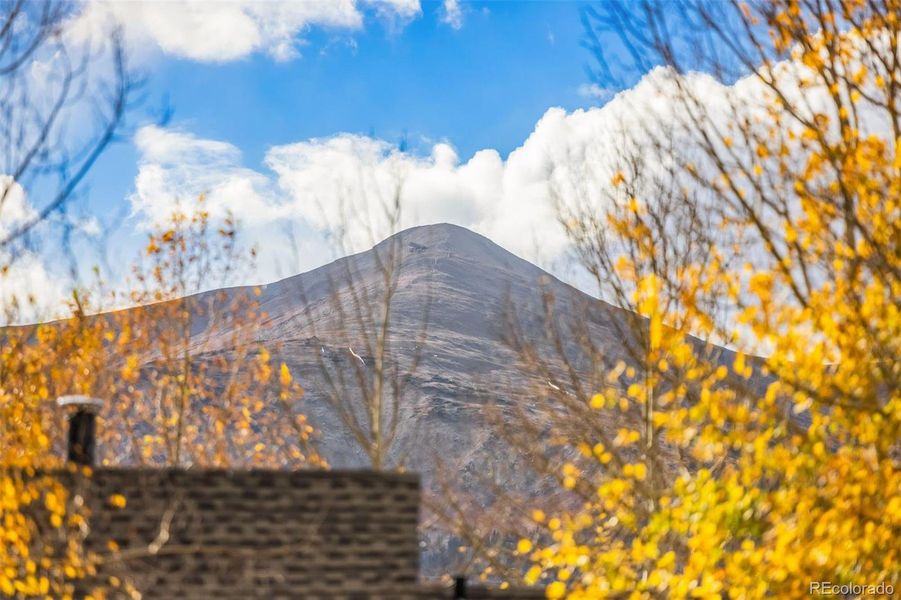 Image 40 of a home in .