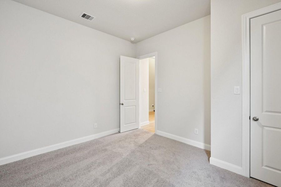 21139 Flowerhorn Bed