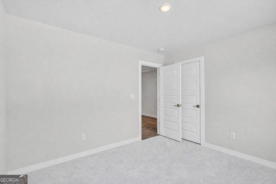 Spacious, unfurnished interior of a new home in The Manor at Gainesville Township, Gainesville (Image 30).