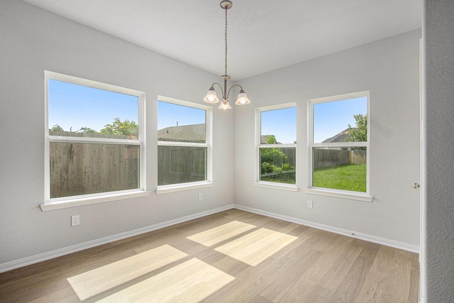 Spacious, unfurnished interior of a new home in Columbia Lakes, West Columbia (Image 10).