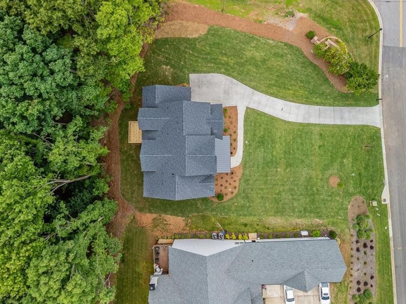 Image 39 of a home in White Post on Lake Lanier. Image 39 of a home in White Post on Lake Lanier.