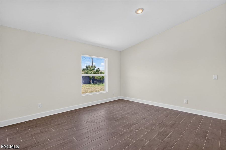 Spacious, unfurnished interior of a new home in Cape Coral, Cape Coral (Image 23). Spacious, unfurnished interior of a new home in Cape Coral, Cape Coral (Image 23).