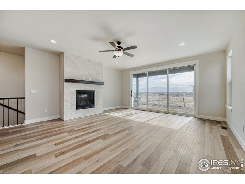 Spacious, unfurnished interior of a new home in Barefoot Lakes, Firestone (Image 13).