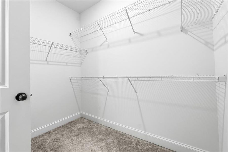 Spacious, unfurnished interior of a new home in , Atlanta (Image 28).