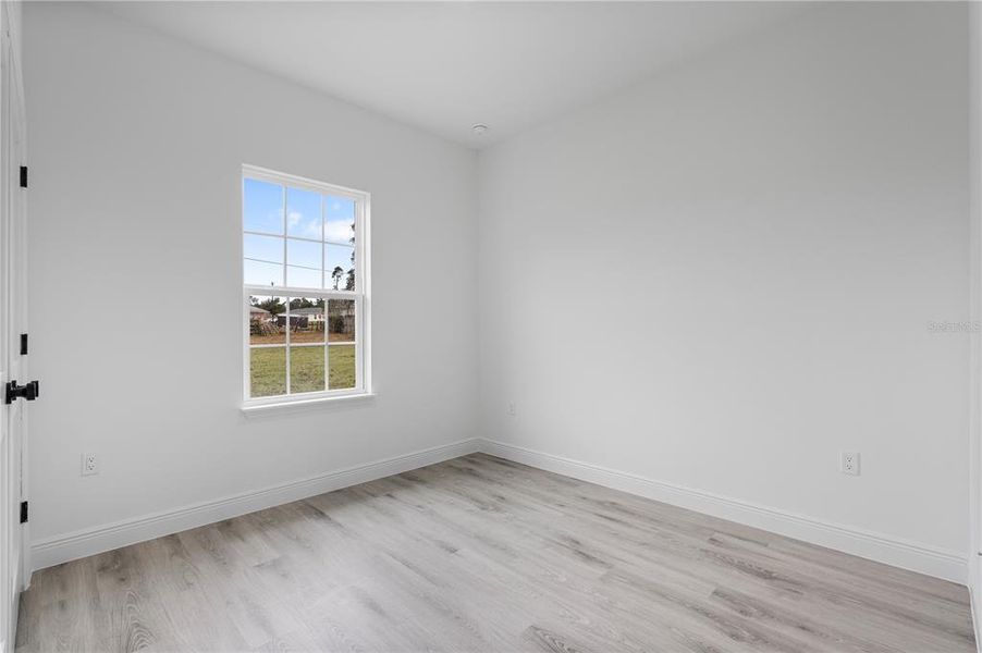 Spacious, unfurnished interior of a new home in , Ocala (Image 20).