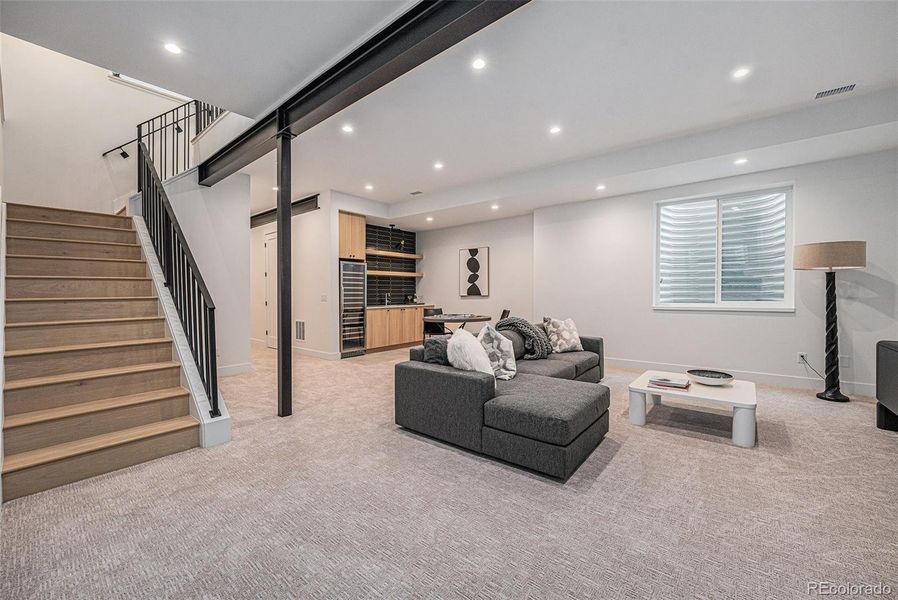 Full finished basement with 10-ft ceilings