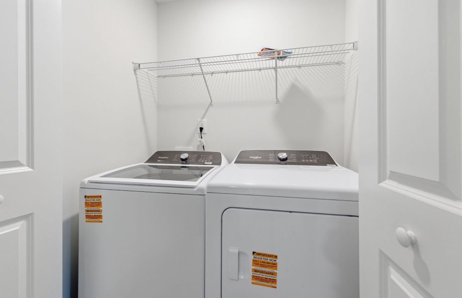 Close-up of interior finishes inside a home in Flemingfield, Greensboro (Image 21).