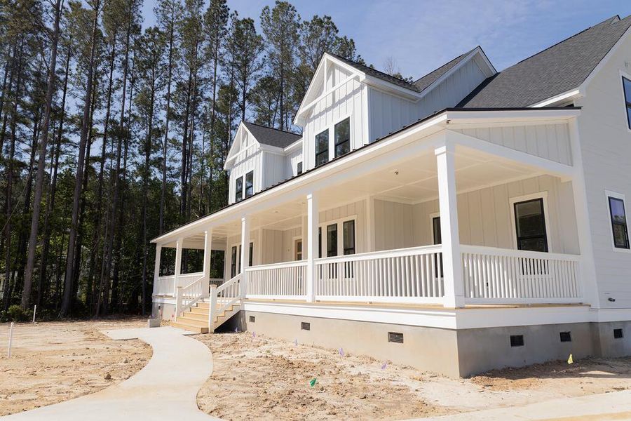 Exterior details and patio area of a home in , Moncks Corner (Image 7).