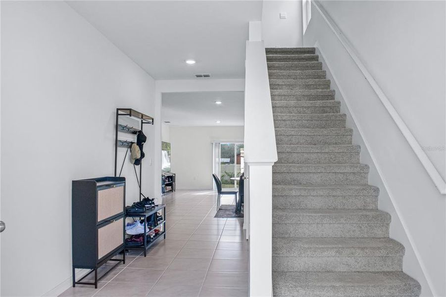 Furnished interior view inside a new home in Eagle Hammock, Eagle Lake (Image 17).