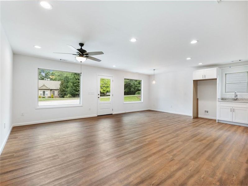 Spacious, unfurnished interior of a new home in , Murrayville (Image 21). Spacious, unfurnished interior of a new home in , Murrayville (Image 21).