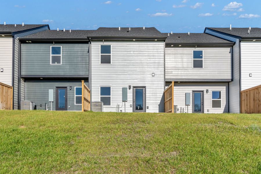 Exterior details and patio area of a home in Oxford Station, Gallatin (Image 20). Exterior details and patio area of a home in Oxford Station, Gallatin (Image 20).