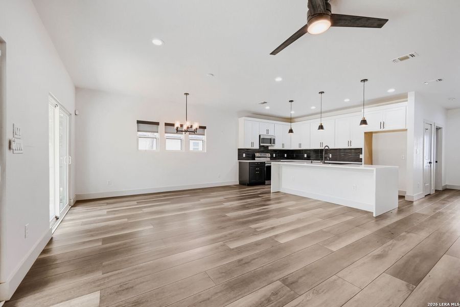 Spacious, unfurnished interior of a new home in , Spring Branch (Image 11).