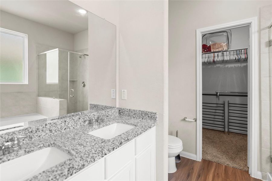 Furnished interior view inside a new home in , Huntsville (Image 7).